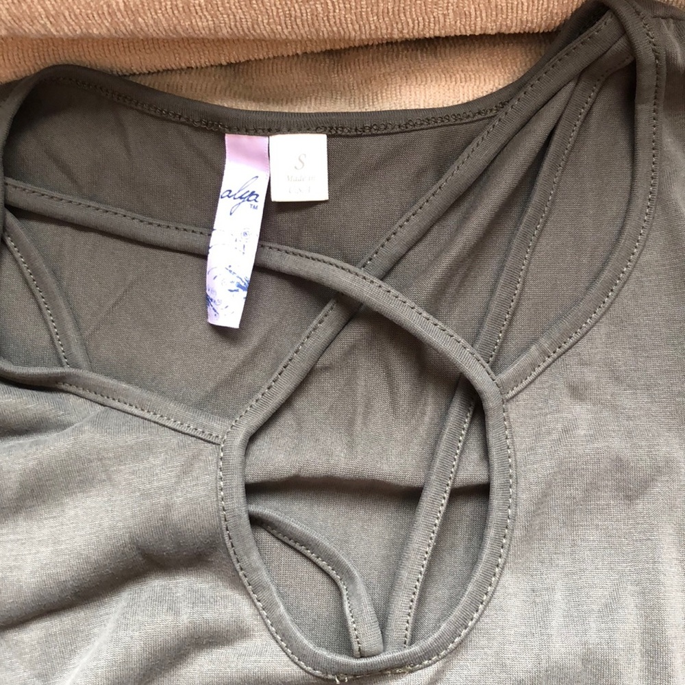 Blouse - Picture 3 of 5